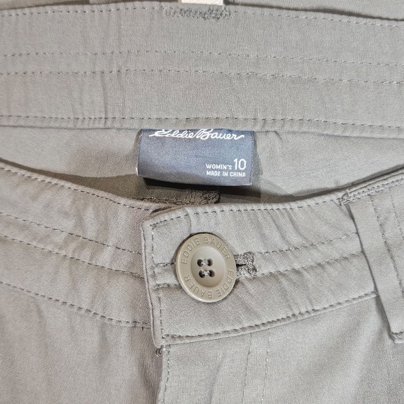 Eddie Bauer Outdoor Pants Womens 10 Olive Green Hiking Comfy Gorpcore Activewear - Picture 4 of 9